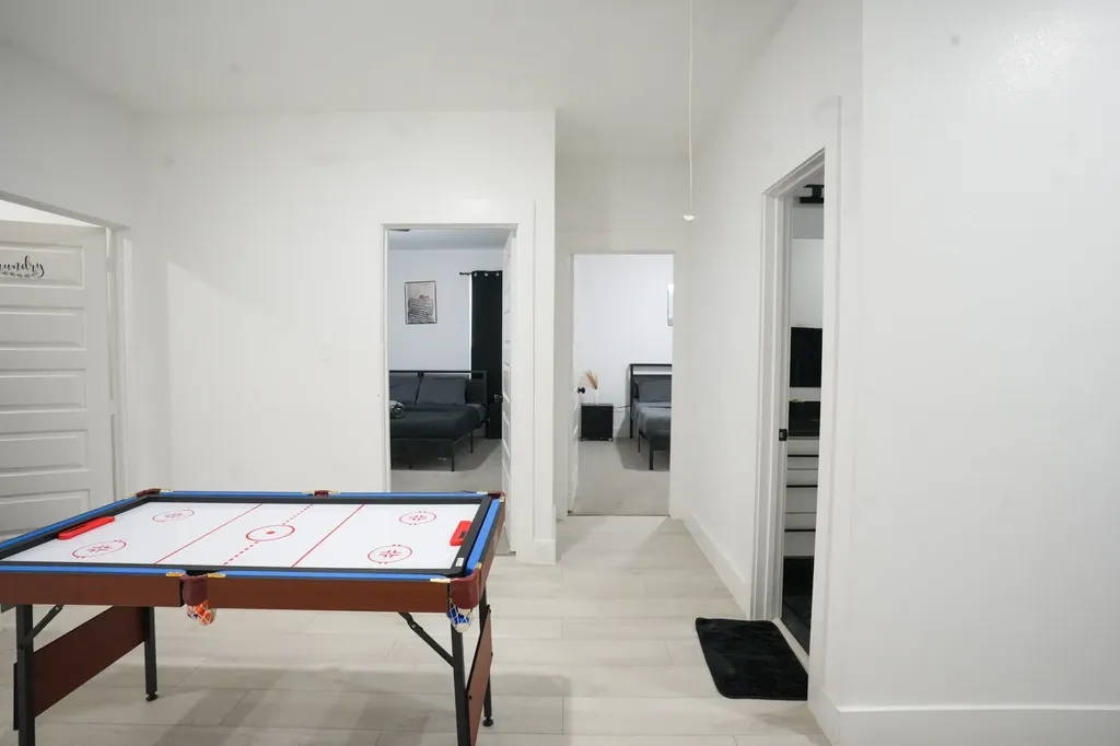 4523 Solar Lane Dallas TX 75216