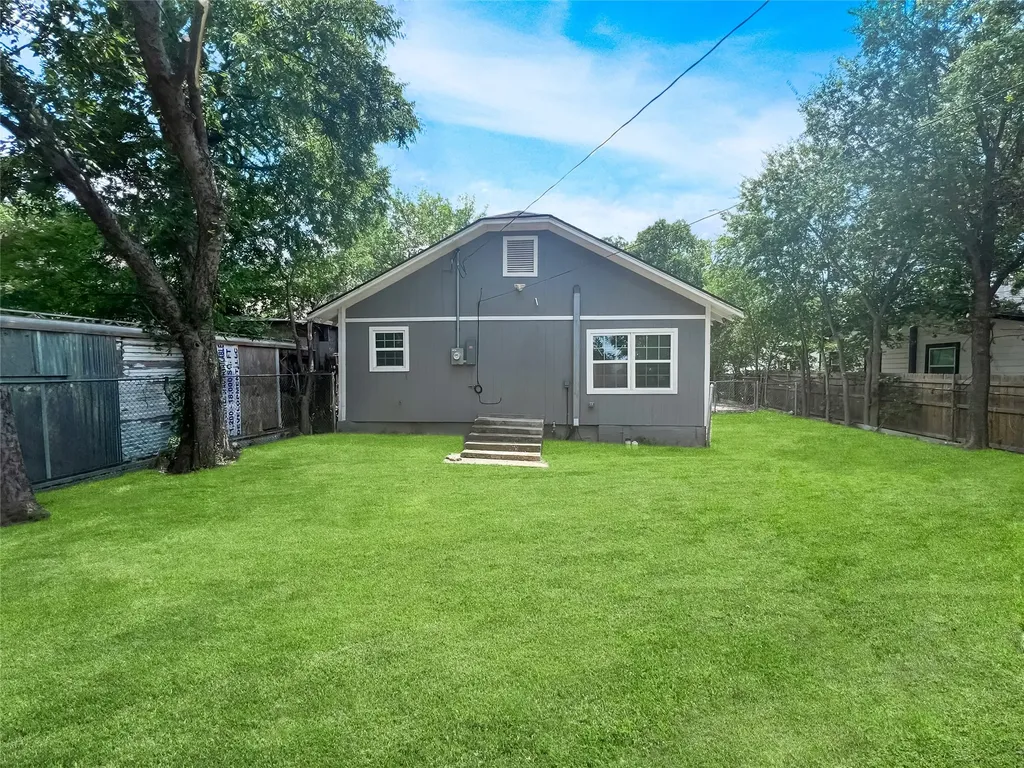 3116 6th Avenue Fort Worth TX 76110