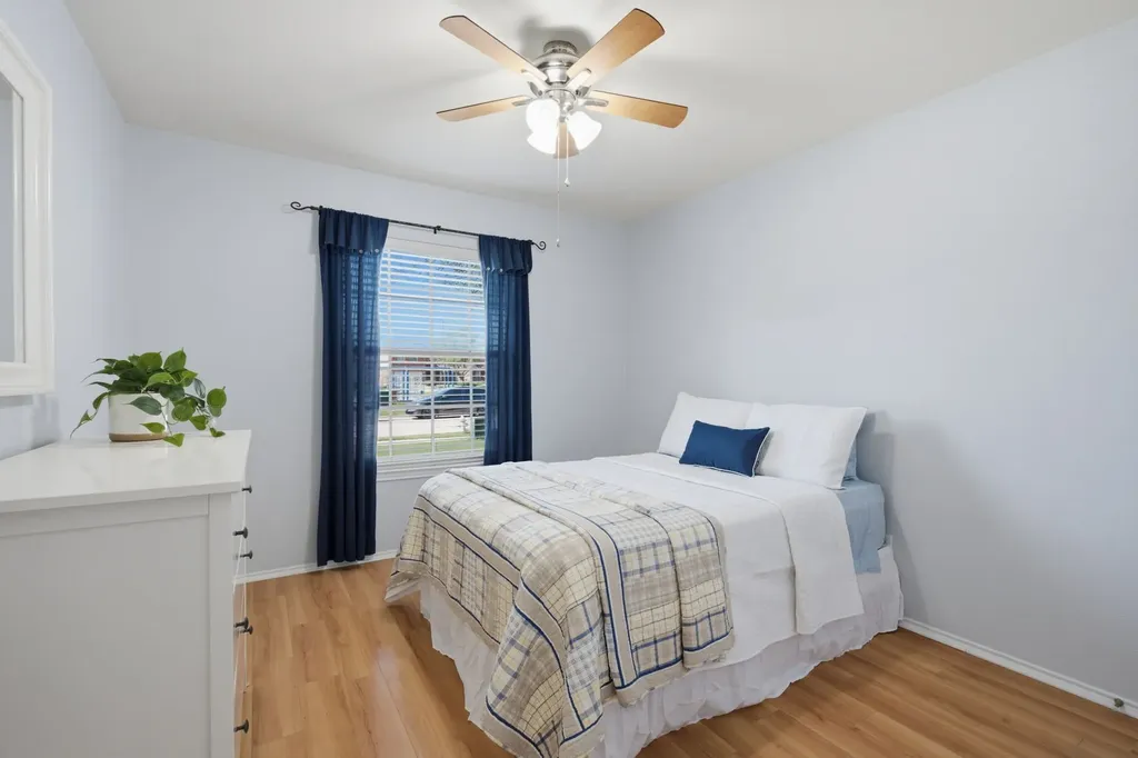 1921 Bradford Pear Square Little Elm TX 75068