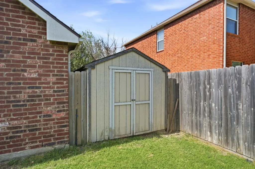 1921 Bradford Pear Square Little Elm TX 75068