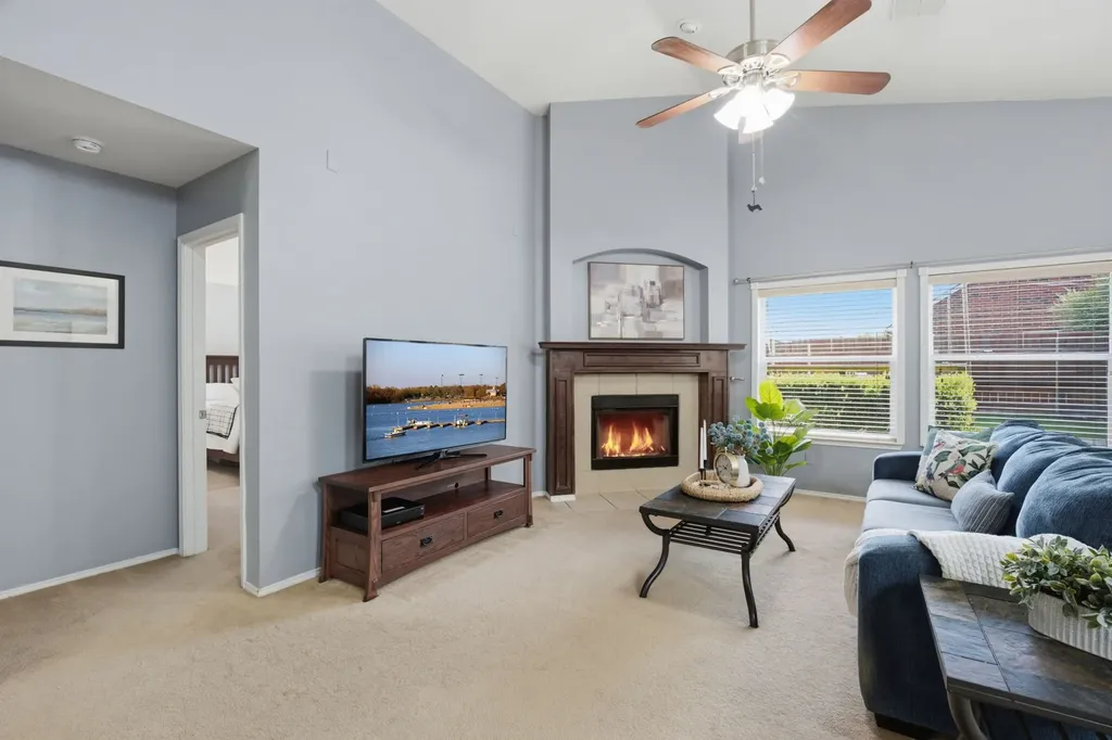 1921 Bradford Pear Square Little Elm TX 75068