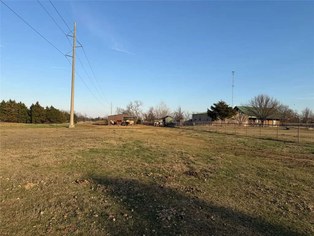 1343 Gunter Road Whitesboro TX 76273
