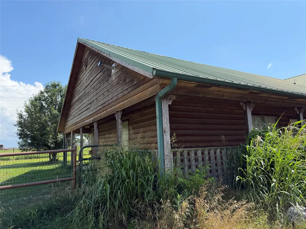 1343 Gunter Road Whitesboro TX 76273