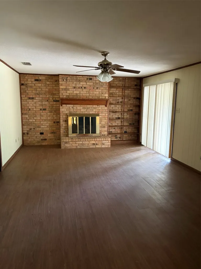 609 S Ross Avenue Mexia TX 76667