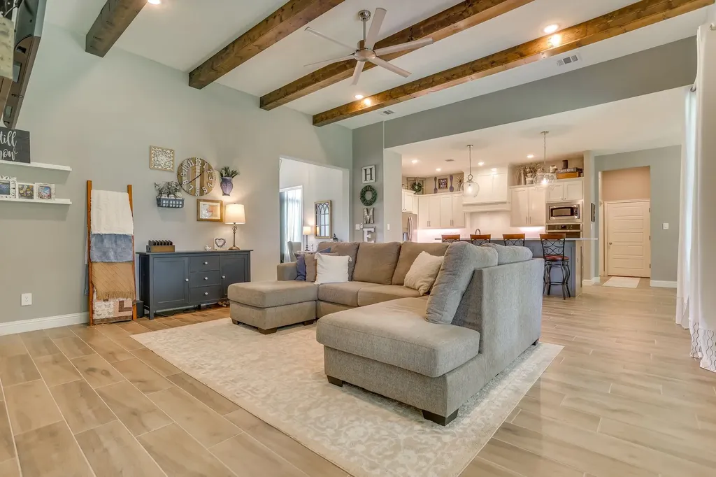 947 Silverleaf Drive Weatherford TX 76085