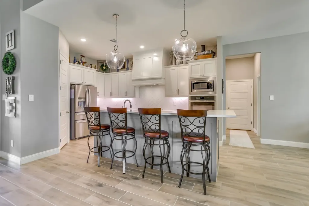 947 Silverleaf Drive Weatherford TX 76085