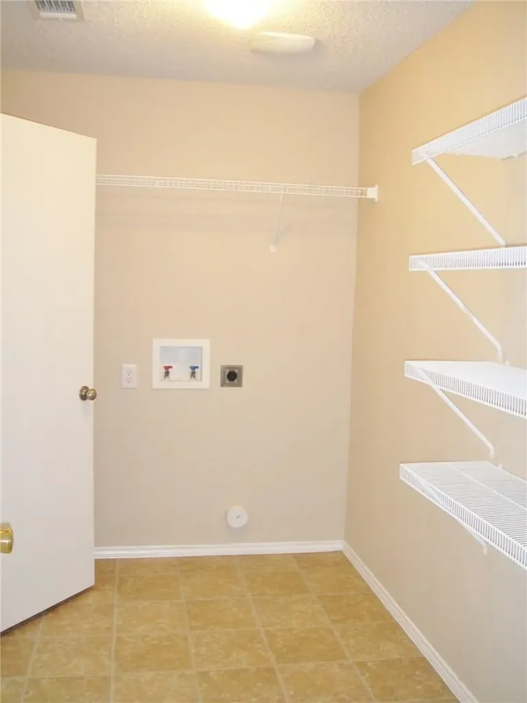 1808 Vineridge Lane Burleson TX 76028
