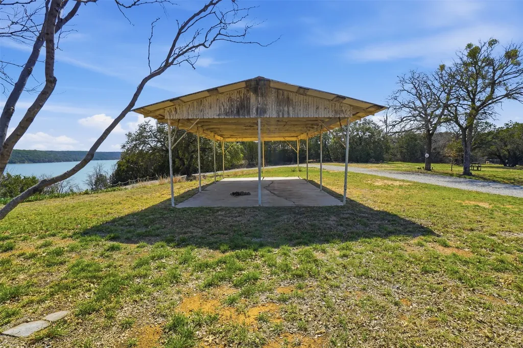 186-1 Long Drive Palo Pinto TX 76484