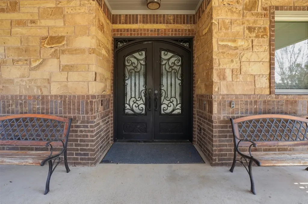 186-1 Long Drive Palo Pinto TX 76484