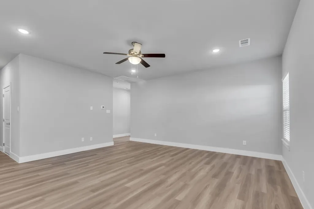 121 W Morton Street Denison TX 75021