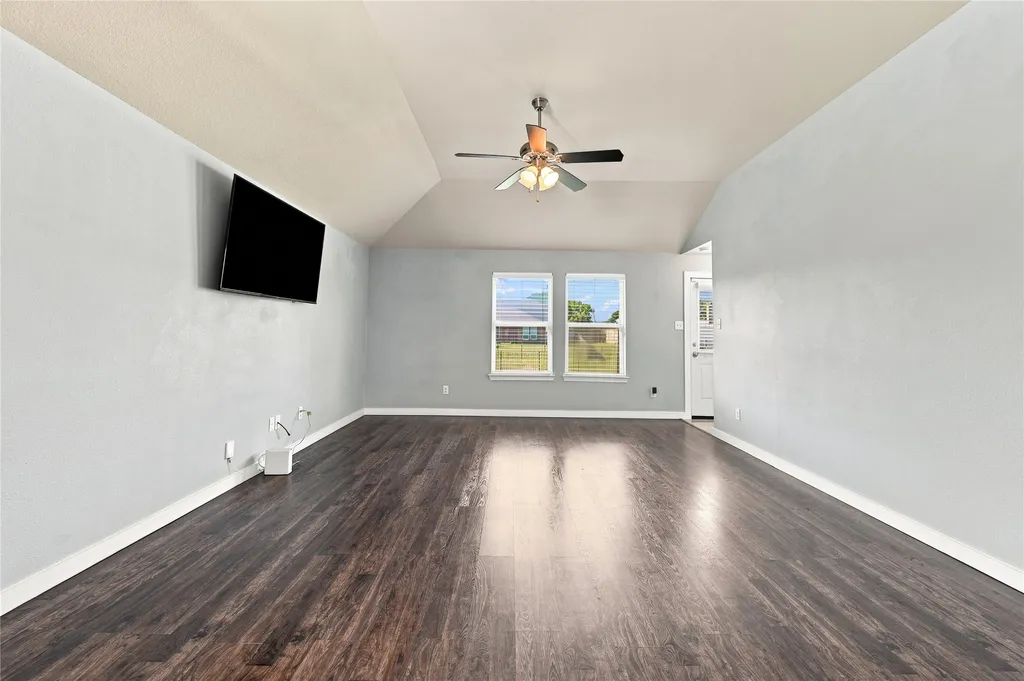 1558 Nottingham Drive Lancaster TX 75134