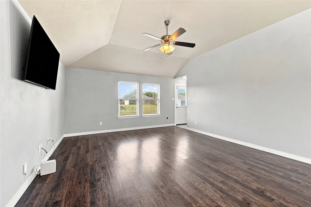 1558 Nottingham Drive Lancaster TX 75134