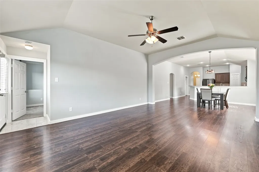 1558 Nottingham Drive Lancaster TX 75134