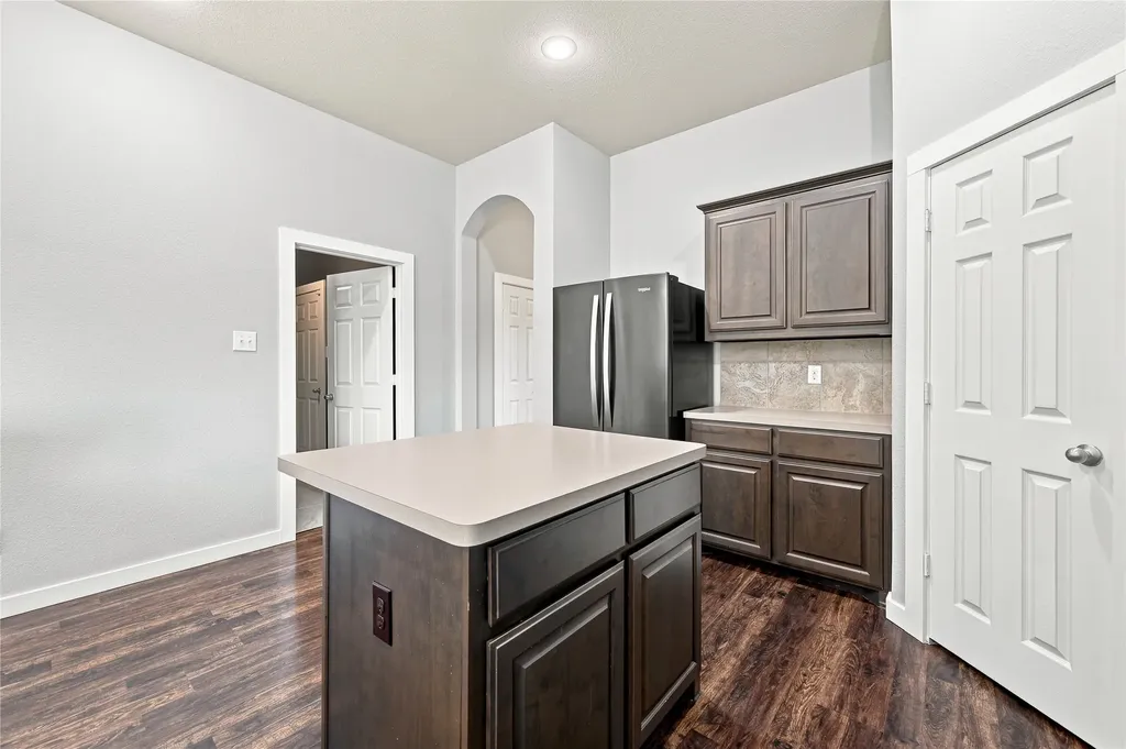 1558 Nottingham Drive Lancaster TX 75134