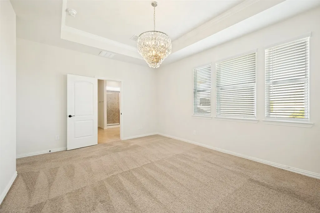 301 Kennewick Drive Garland TX 75044