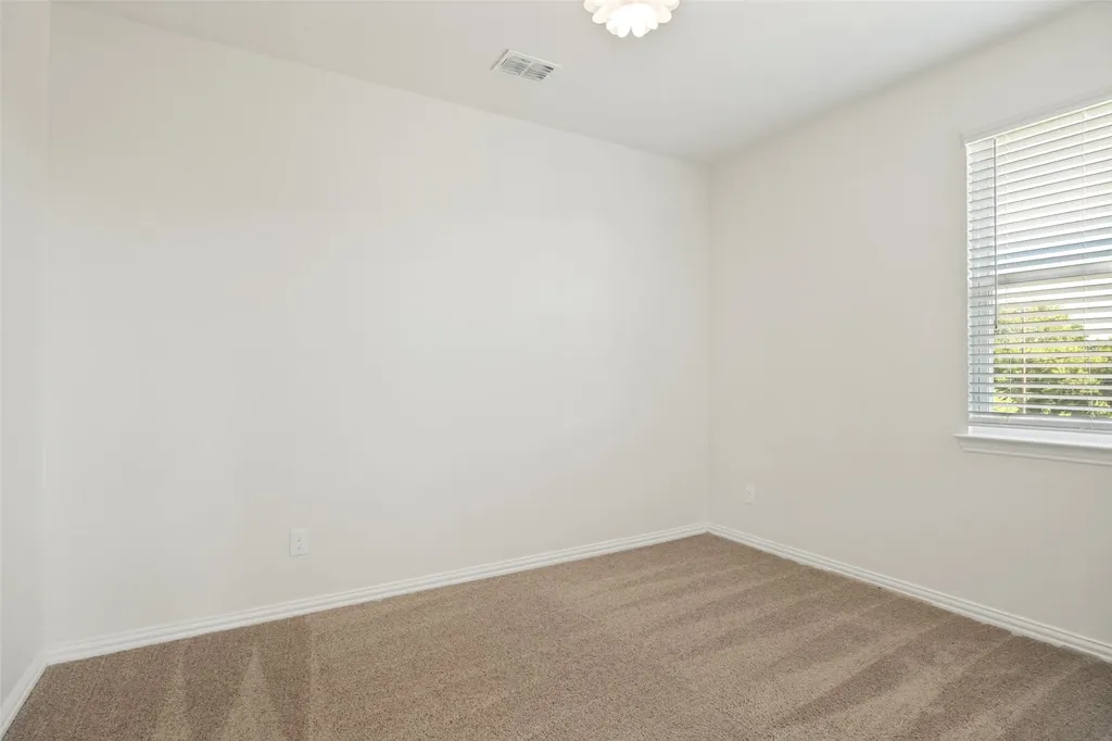 301 Kennewick Drive Garland TX 75044