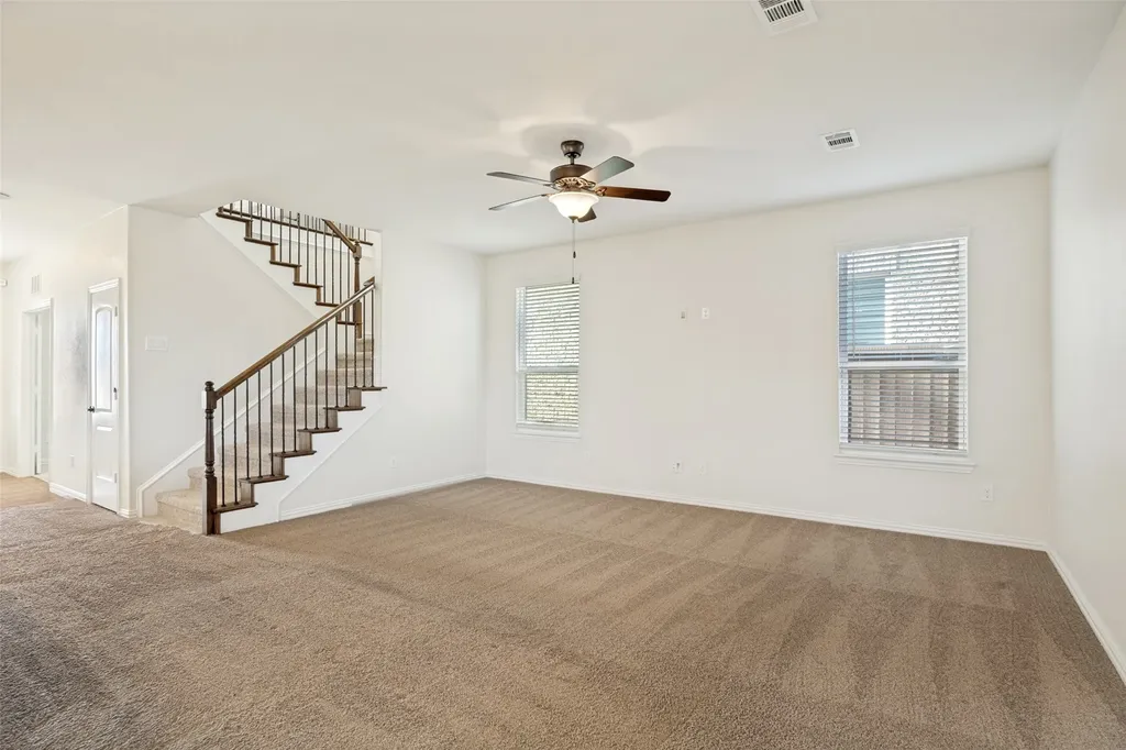 301 Kennewick Drive Garland TX 75044