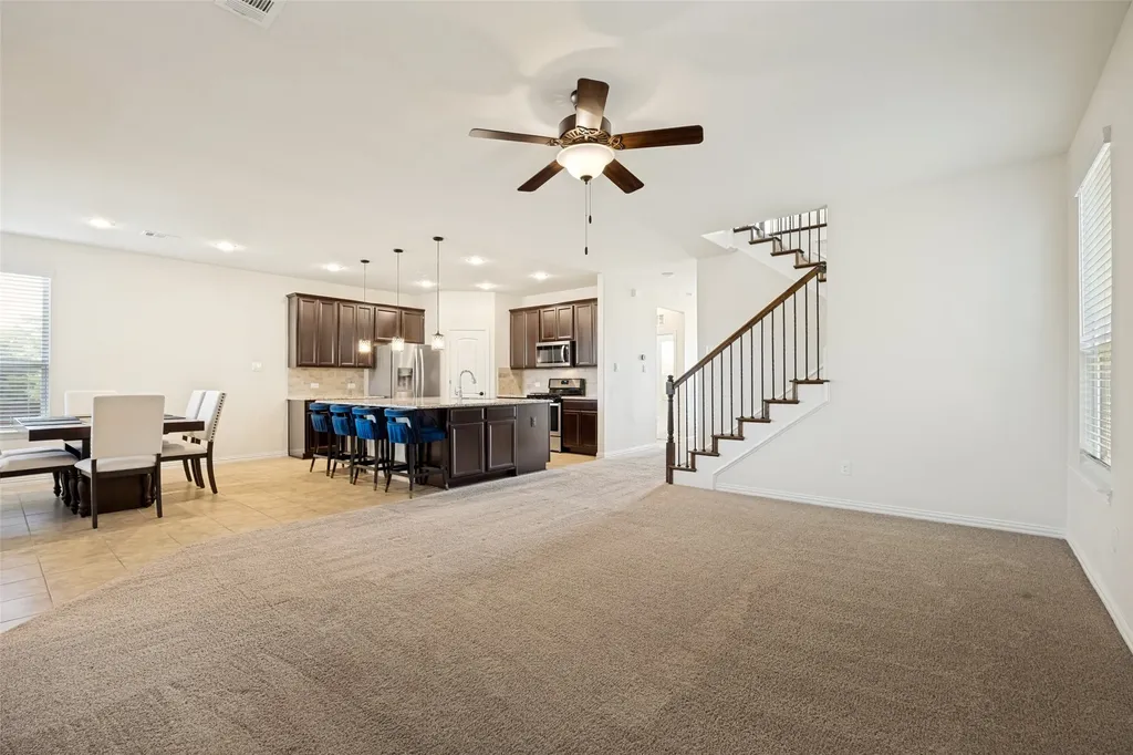 301 Kennewick Drive Garland TX 75044