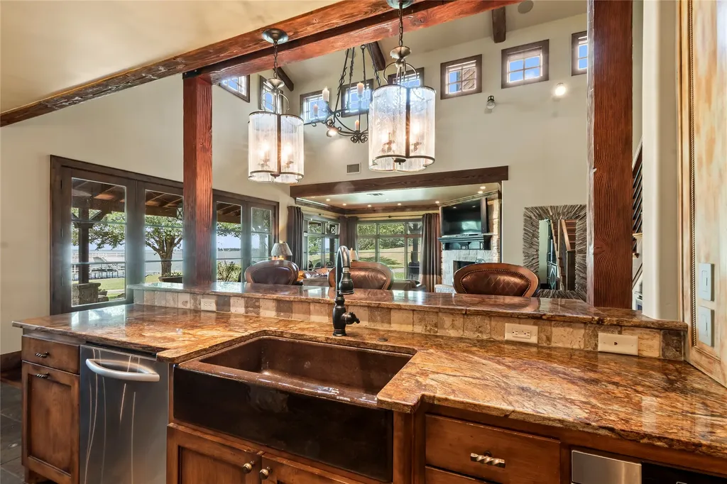 12391 Pleasure Hills Circle Mabank TX 75147
