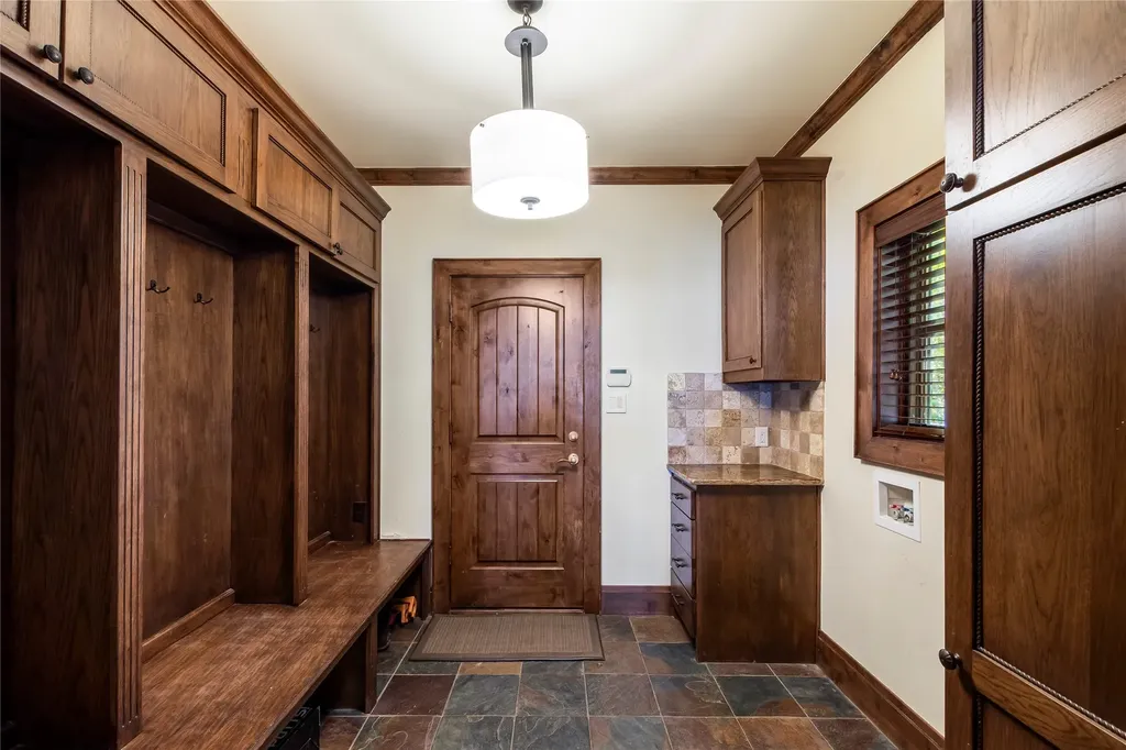 12391 Pleasure Hills Circle Mabank TX 75147