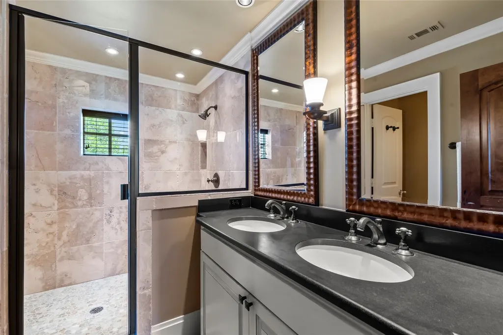 12391 Pleasure Hills Circle Mabank TX 75147