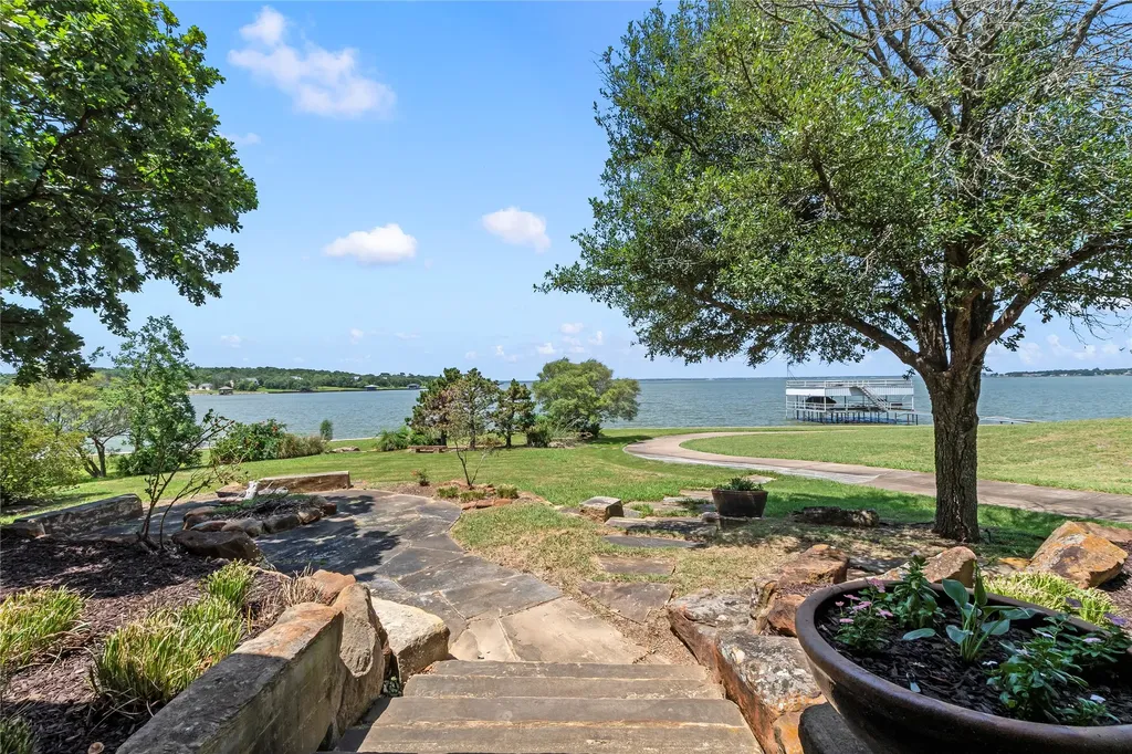 12391 Pleasure Hills Circle Mabank TX 75147