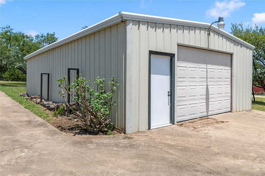 12391 Pleasure Hills Circle Mabank TX 75147