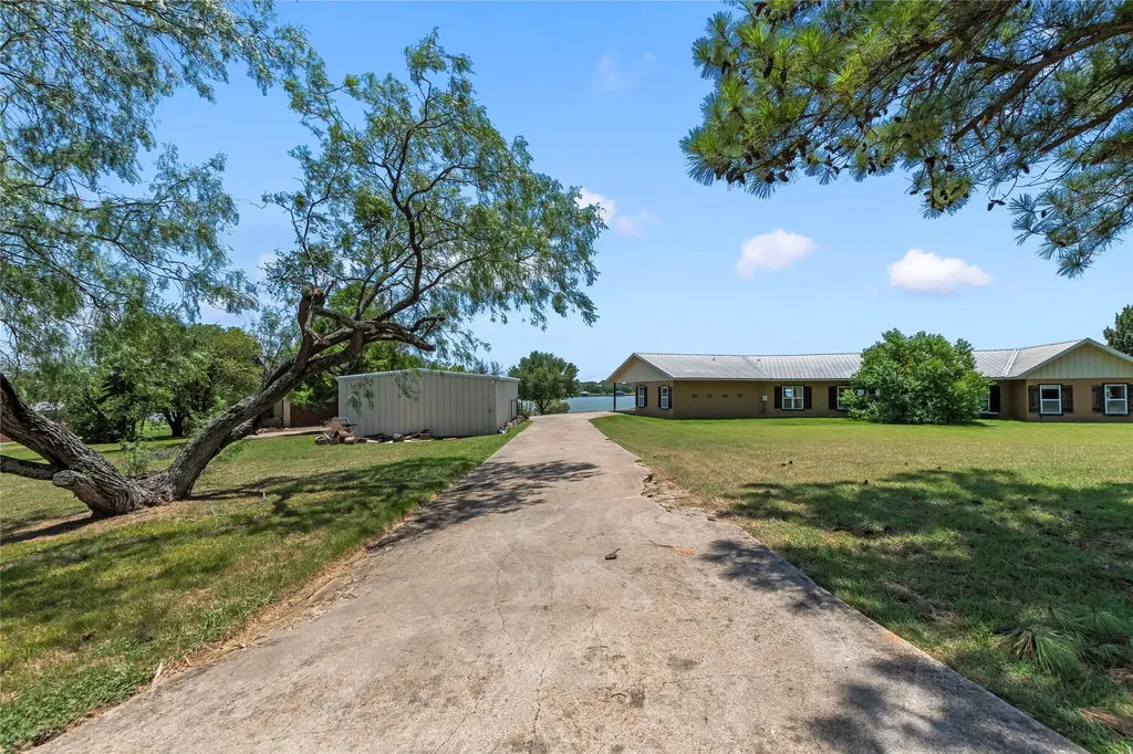 12391 Pleasure Hills Circle Mabank TX 75147