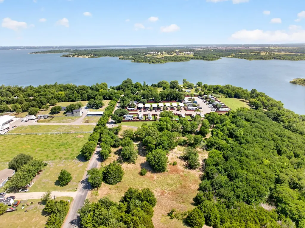 5211 County Road 547 Nevada TX 75173