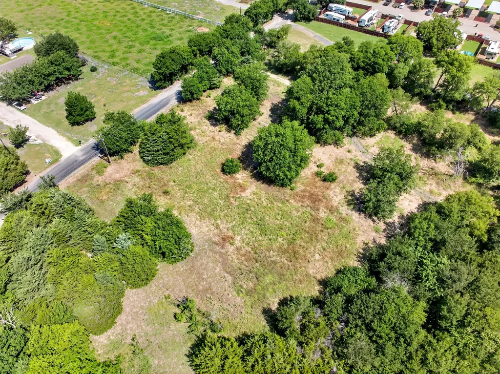 5211 County Road 547 Nevada TX 75173