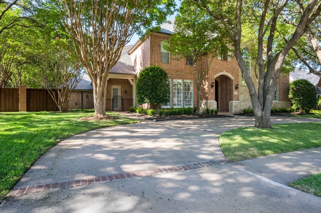 5008 Charles Place Plano TX 75093