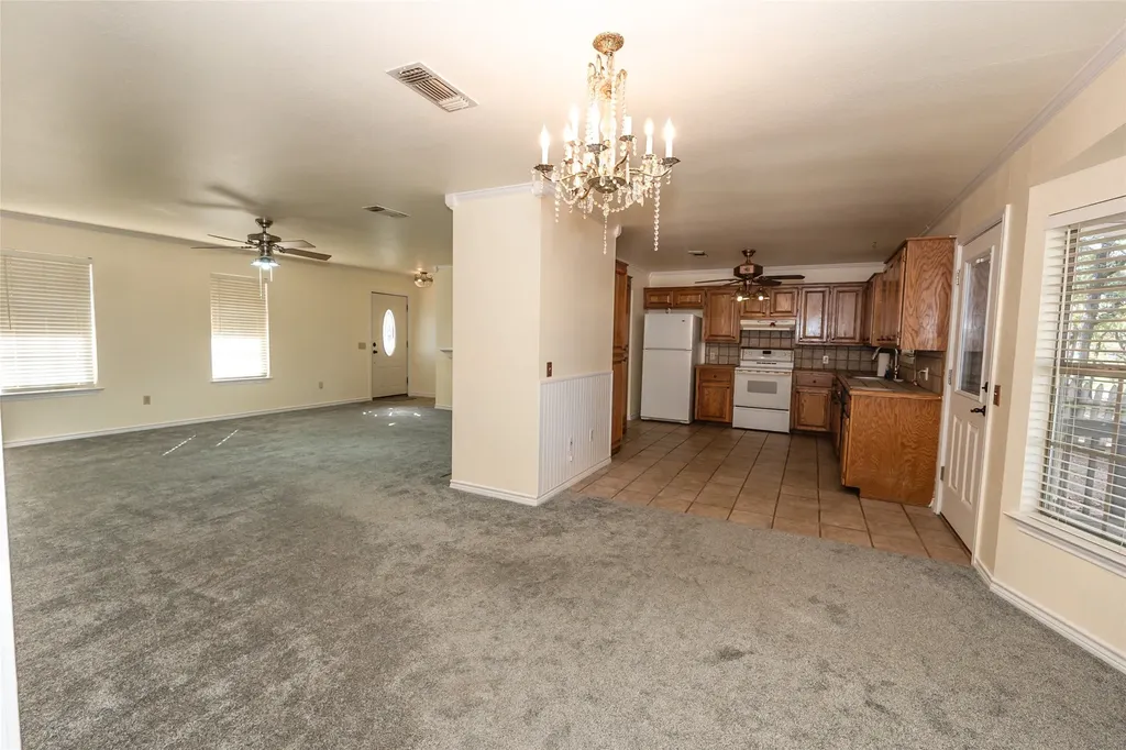 151 Country Club Drive Nocona TX 76255