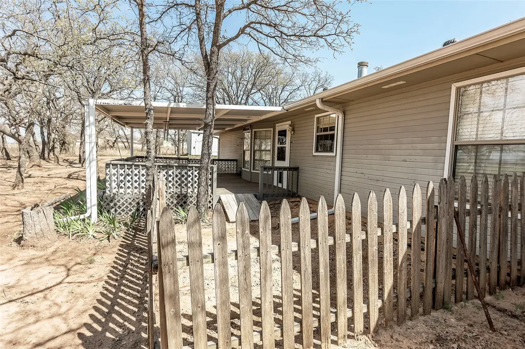 151 Country Club Drive Nocona TX 76255