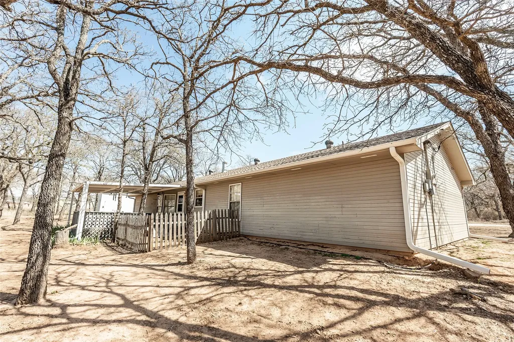 151 Country Club Drive Nocona TX 76255