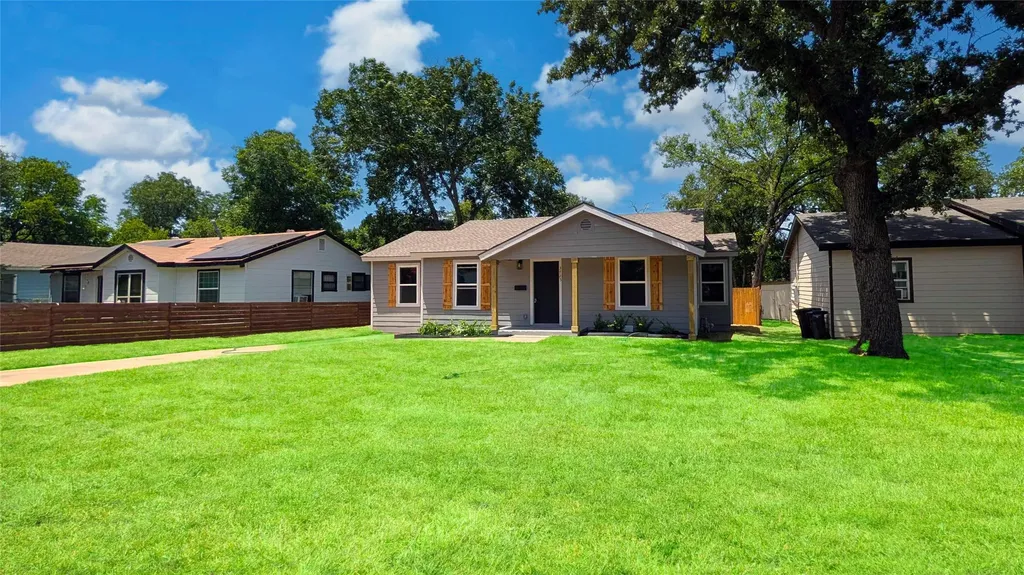 3725 Childress Street Fort Worth TX 76119