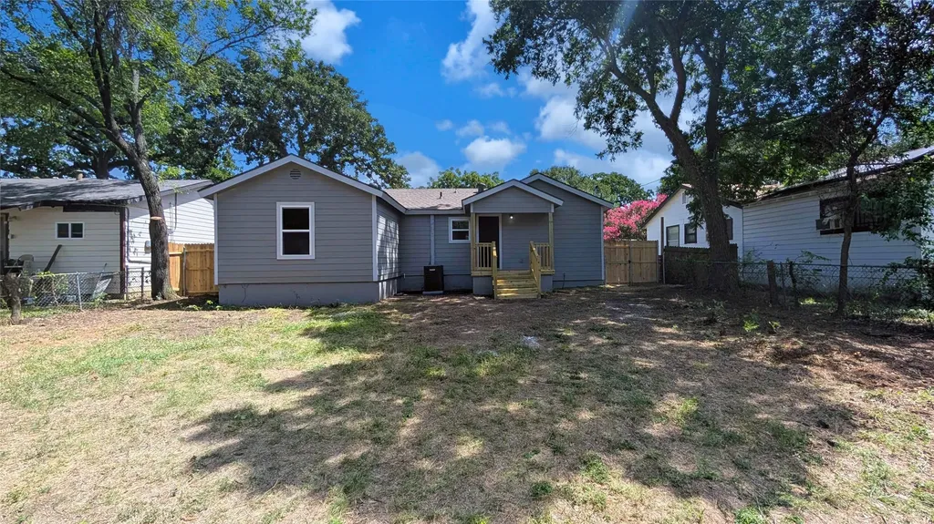 3725 Childress Street Fort Worth TX 76119