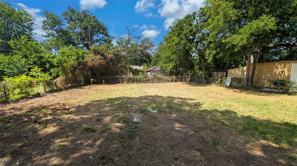 3725 Childress Street Fort Worth TX 76119