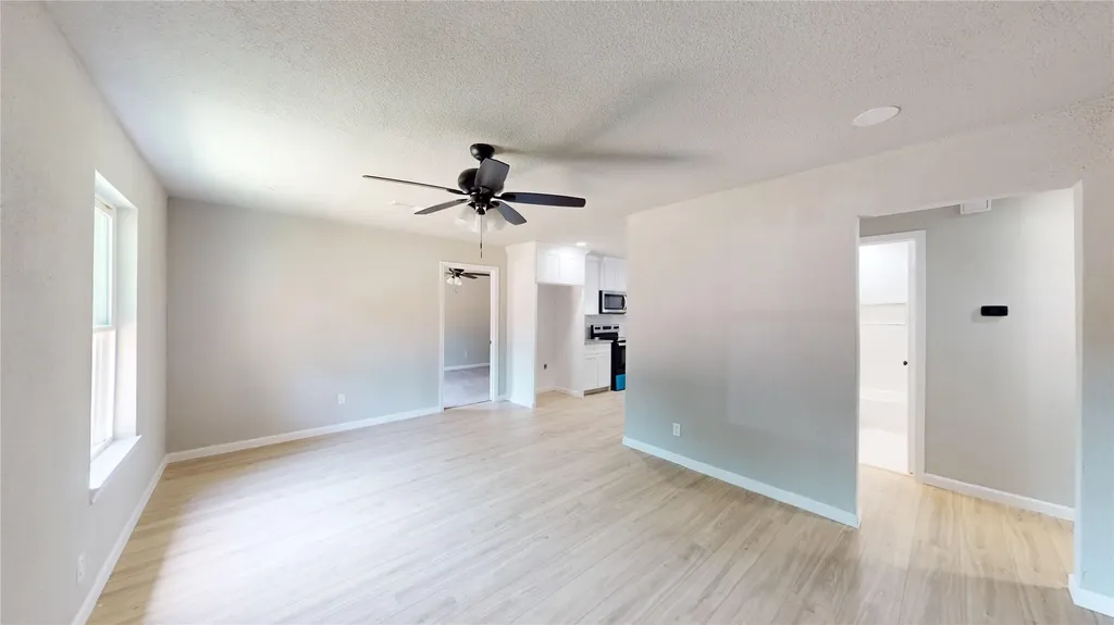 3725 Childress Street Fort Worth TX 76119