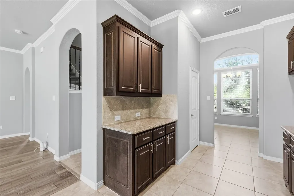 1327 Savona Lane Lewisville TX 75077
