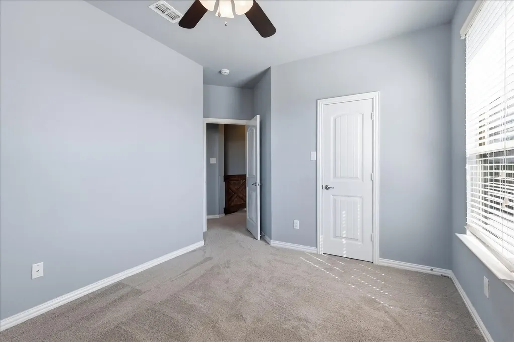 1327 Savona Lane Lewisville TX 75077