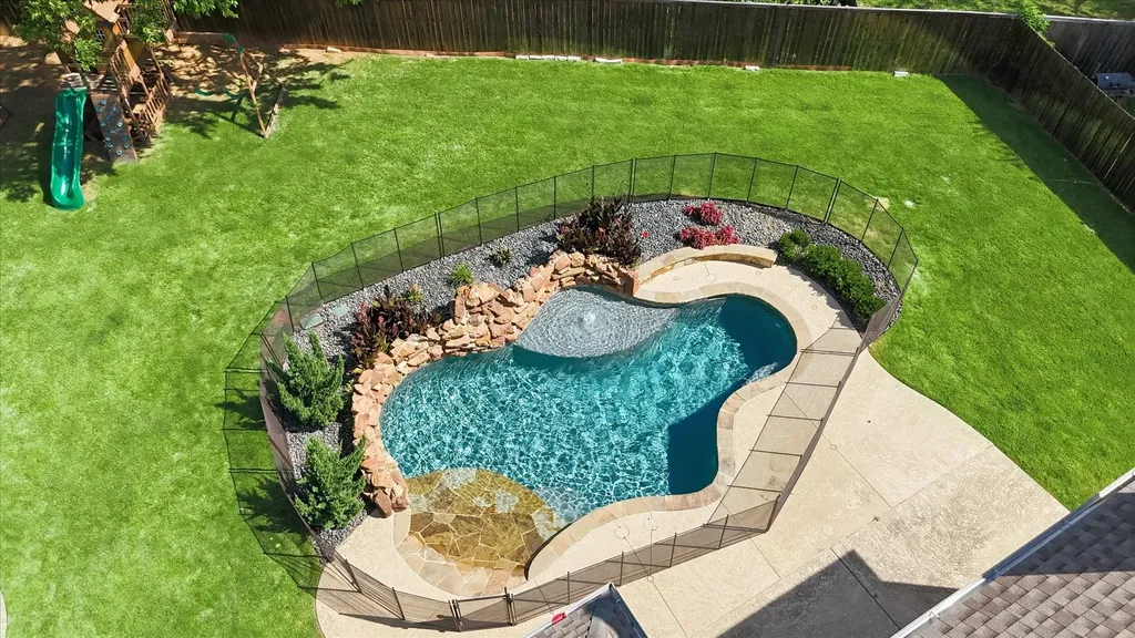 1327 Savona Lane Lewisville TX 75077