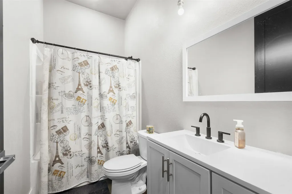 6021 N Fm 1915 Buckholts TX 76518