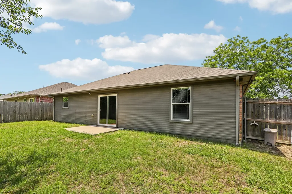 3017 N Hickory Street Sherman TX 75092
