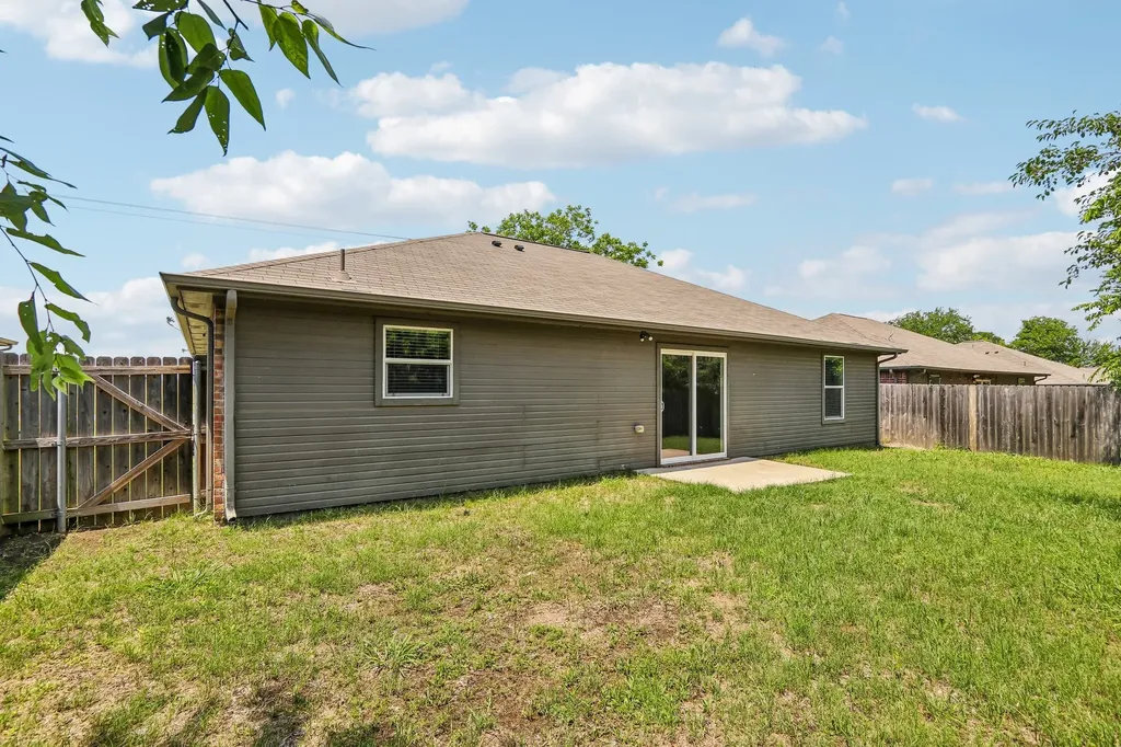 3017 N Hickory Street Sherman TX 75092