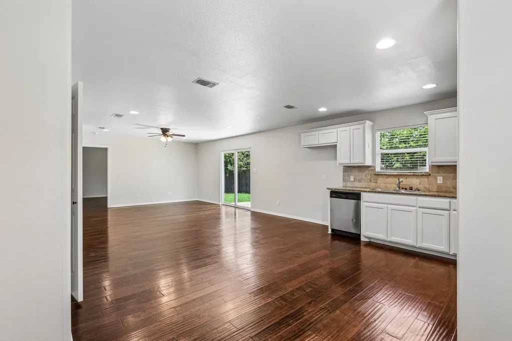 3017 N Hickory Street Sherman TX 75092