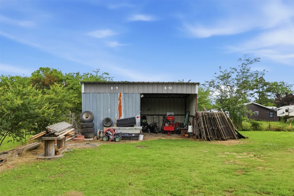59 County Road 3604 Saltillo TX 75478