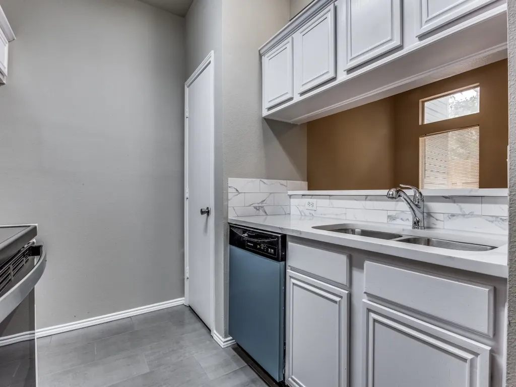 3935 Pickett Place Garland TX 75044