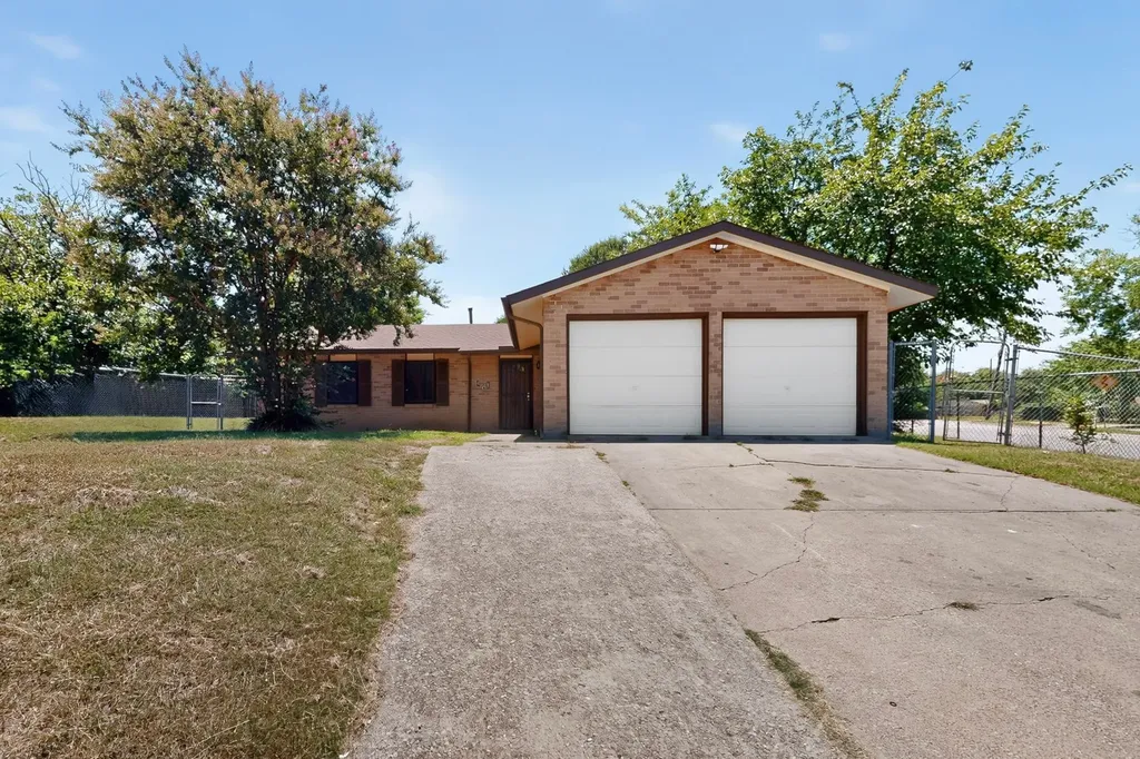 426 Kirnwood Drive Dallas TX 75232