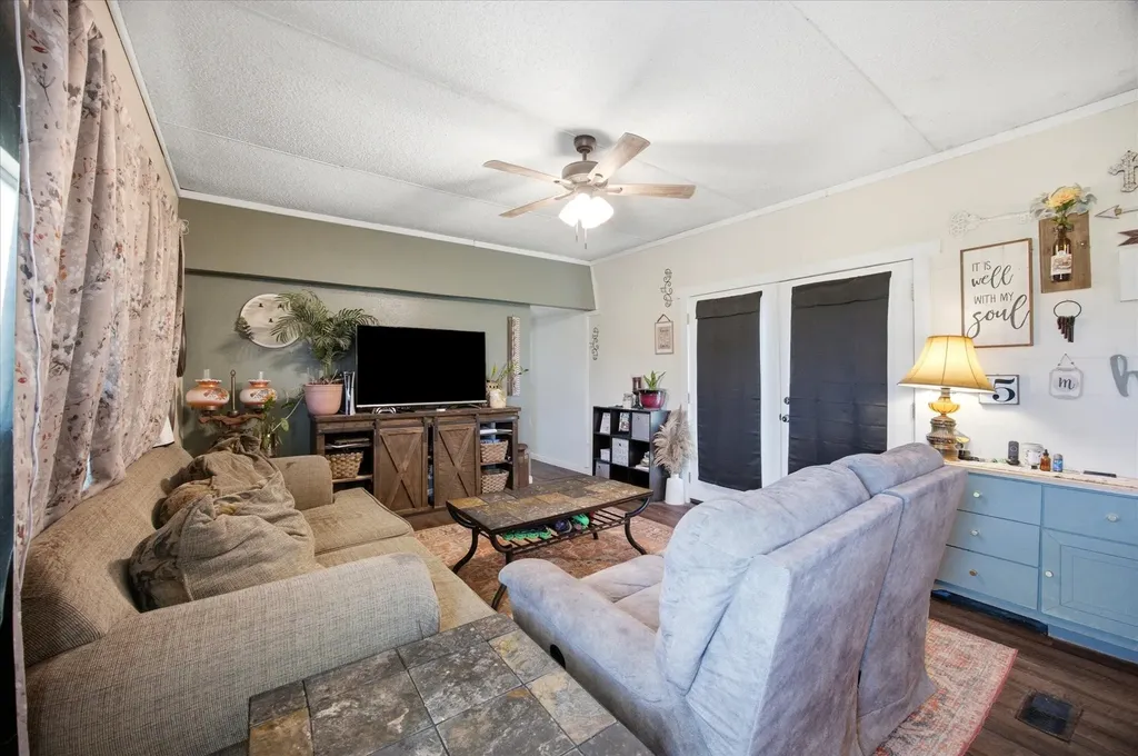13345 Fm1391 Kemp TX 75143