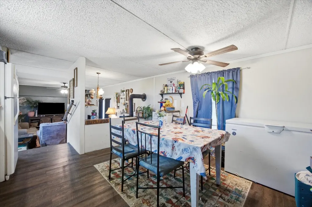 13345 Fm1391 Kemp TX 75143